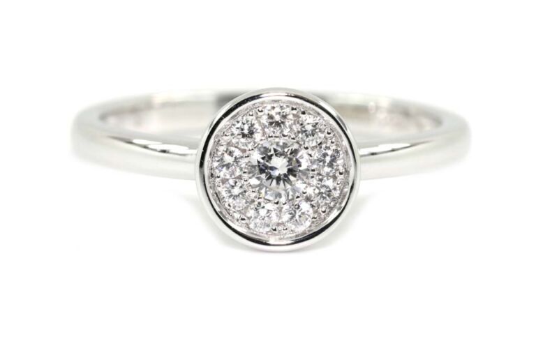 Image 1 for Diamond Cluster 18ct White Gold Ring Size L