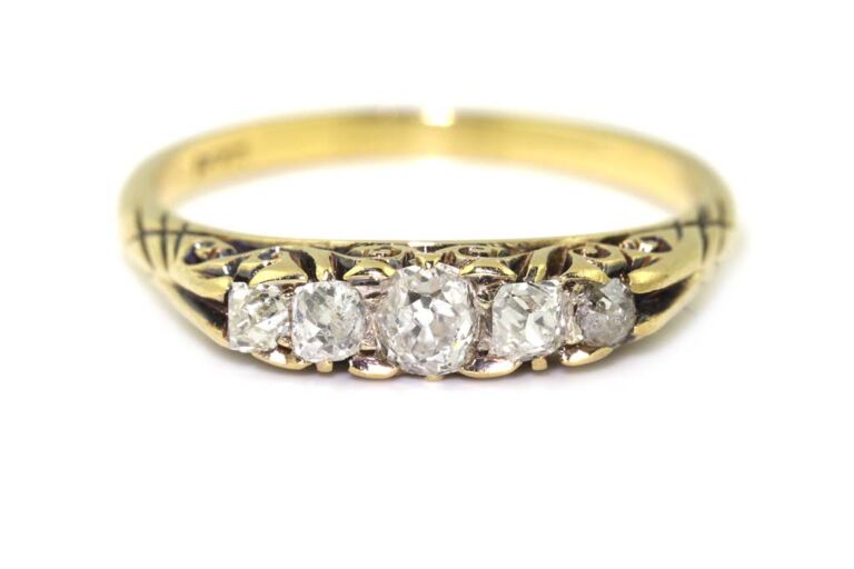 Image 1 for Antique Diamond 5 Stone 18ct G Ring Size N