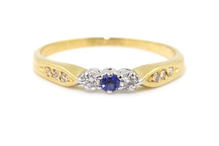Image 1 for Blue Sapphire & Diamond 3 Stone 18ct G Ring Size O