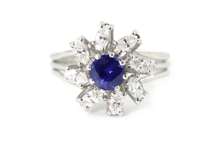Image 1 for Blue Sapphire & Diamond Cluster £18ct White Gold