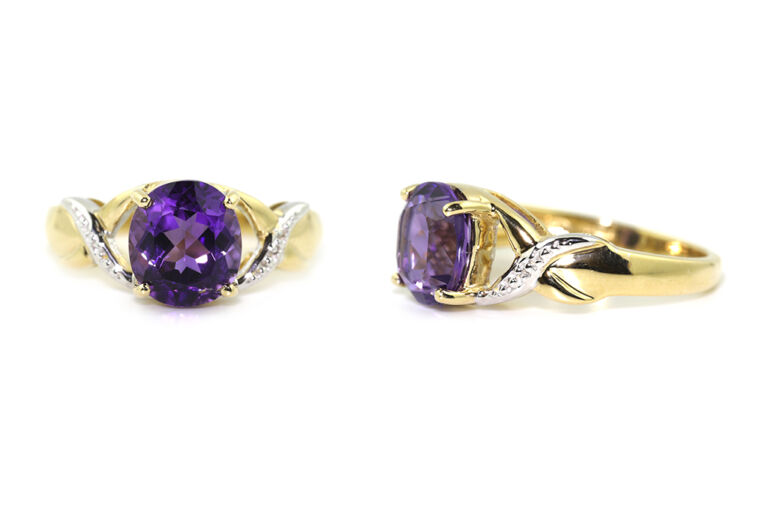 Amethyst Solitaire Ring 18ct gold Size N