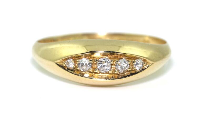 Image 1 for Antique Diamond 5 Stone 18ct Yellow Gold Ring Size O