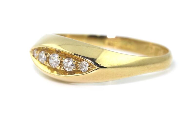 Image 2 for Antique Diamond 5 Stone 18ct Yellow Gold Ring Size O
