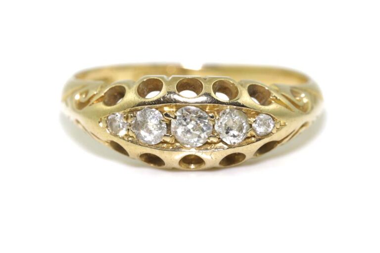 Image 1 for Antique Diamond 5 Stone 18ct Yellow Gold Ring Size K