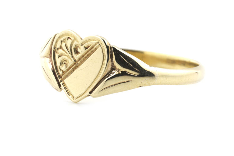 Heart Shape Signet Ring 9ct gold Size P