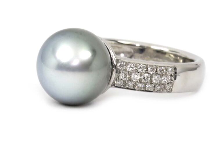Image 1 for Tahitian Pearl & Diamond 18ct White Gold Ring Size M