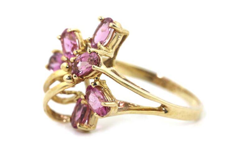 Image 2 for Pink Sapp Cluster 9ct Yellow Gold Ring Size K