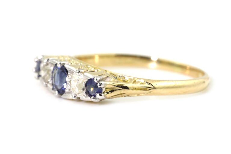 Image 2 for Blue & Sapphire & Diamond 5 Stone 18ct G Ring Size P