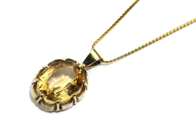 Image 1 for Yellow Topaz Pendant & Chain 18ct Yellow Gold