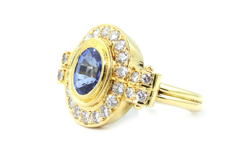 Blue Sapphire & Diamond Cluster Ring 18ct yellow gold Size L