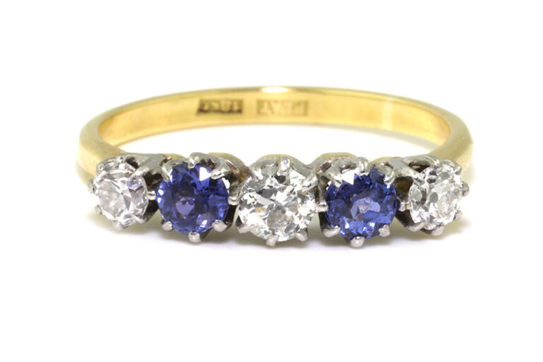 Vintage Blue Sapphire & Diamond 5 Stone Ring 18ct yellow gold & platinum.