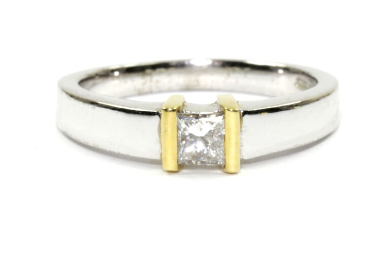 Diamond Solitaire Ring 18ct gold size L