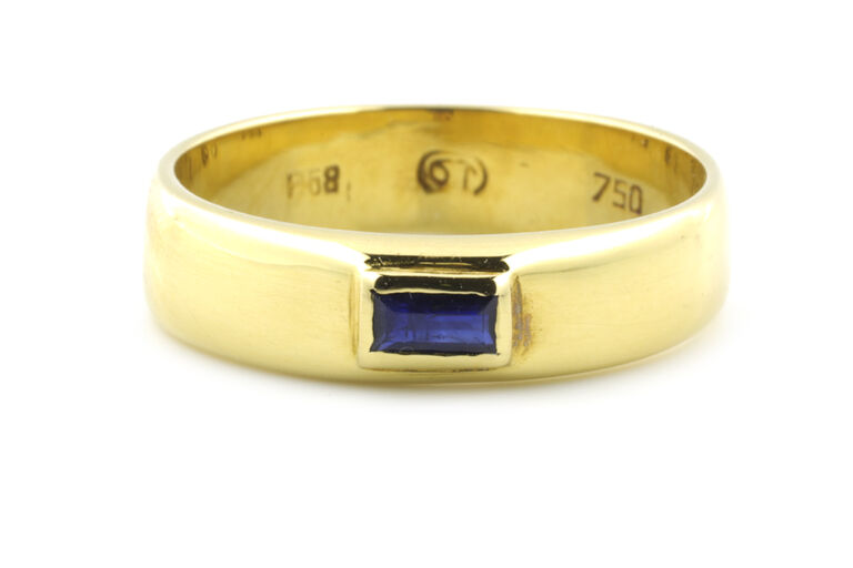 Blue Sapphire Single Stone Ring 18ct gold size N
