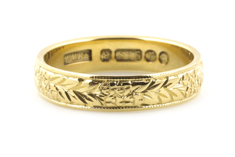 Engraved Wedding Band 9ct gold Size R