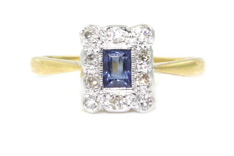 Edwardian Blue Sapphire & Diamond Cluster 18ct & platinum Size I