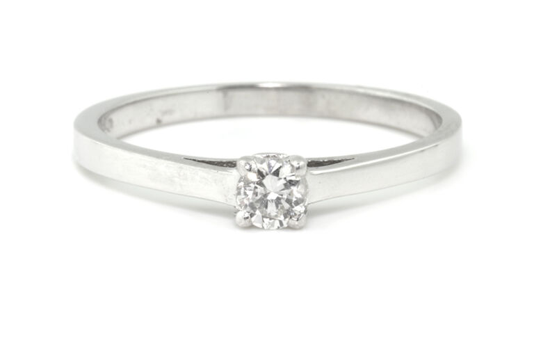 Diamond Solitaire Ring 9ct white gold Size N