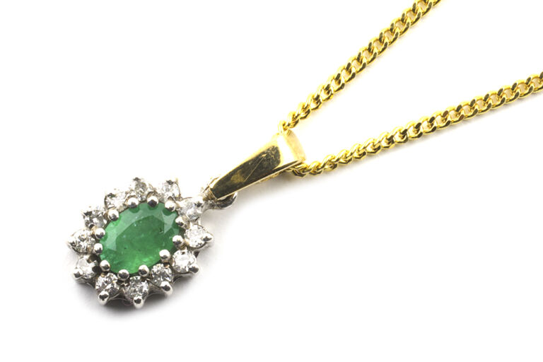 Emerald & Diamond Pendant & Chain 9ct gold
