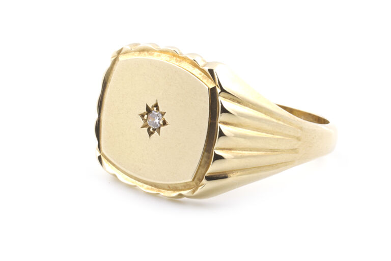 Diamond Set Signet Ring 9ct gold Size Q