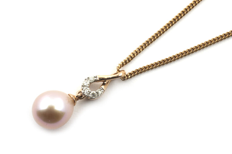 Cultured Pearl & Diamond Pendant & Chain 9ct rose gold