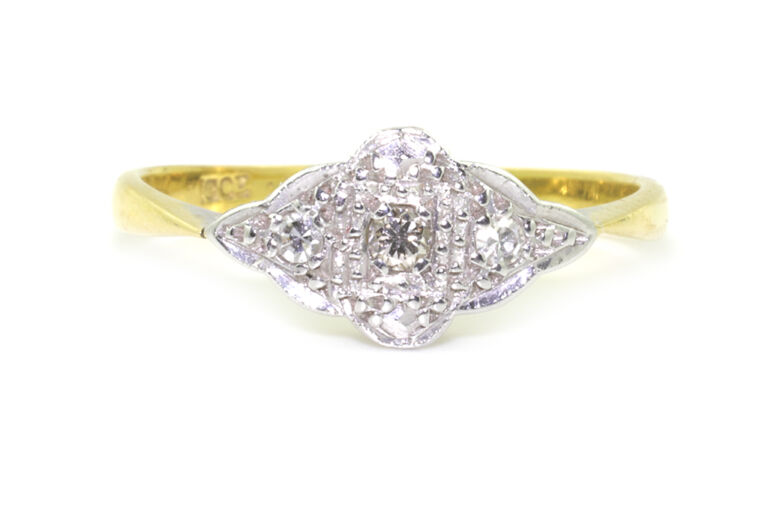 Antique Diamond 3 Stone Ring 18ct gold & platinum Size L