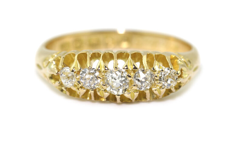 Antique Diamond 5 Stone Ring 18ct gold Size P