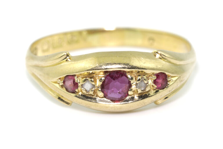 Antique Ruby & Diamond 5 Stone Ring 18ct gold Size O