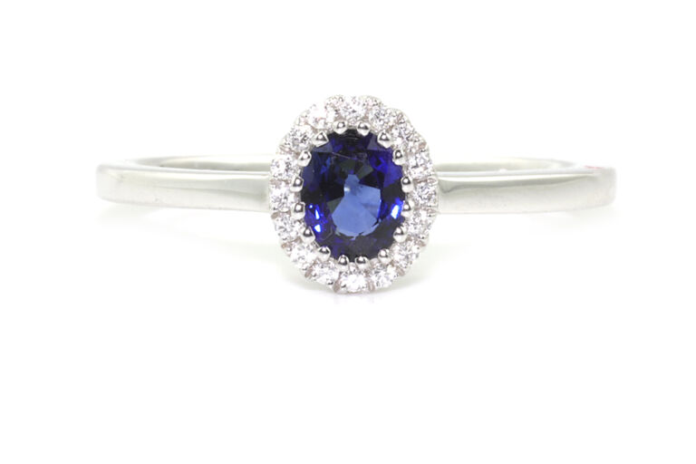 Blue Sapphire & Diamond Cluster Ring 18ct white gold Size N