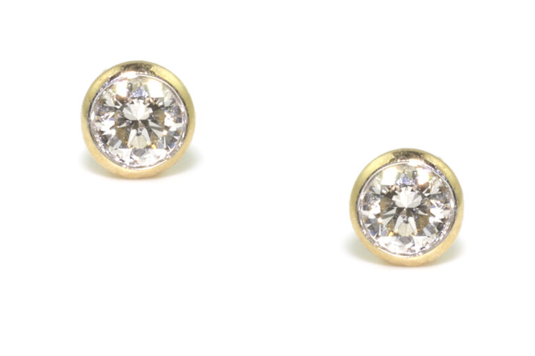 Diamond Earrings 9ct gold