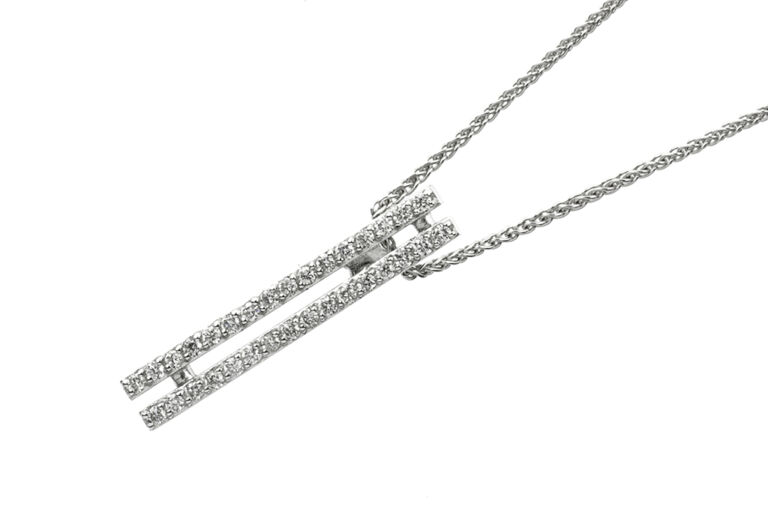 Diamond Set Pendant & Chain 18ct gold