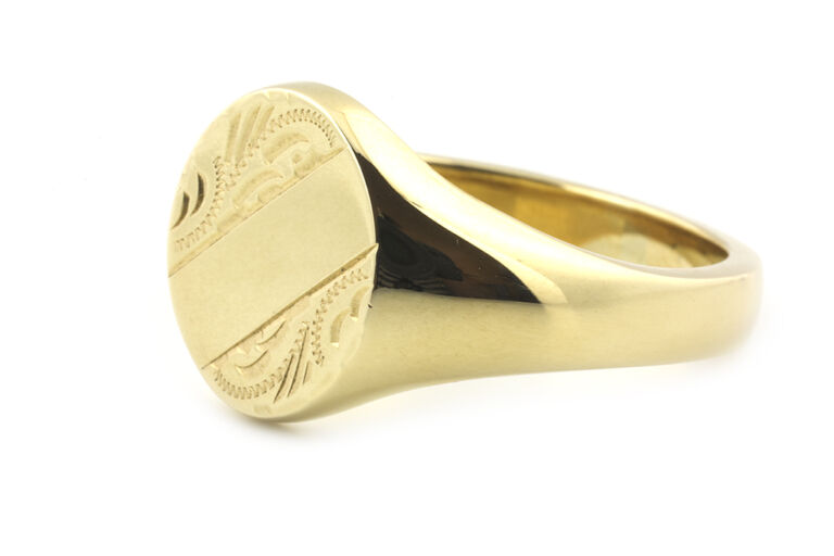 Part Engraved Signet Ring 9ct gold
