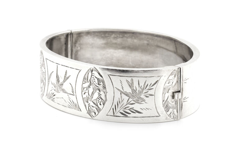 Victorian Aesthetic Silver Hinged Bangle