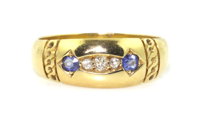 Antique Blue Sapphire & Diamond 5 Stone Band Ring 18ct gold Size K