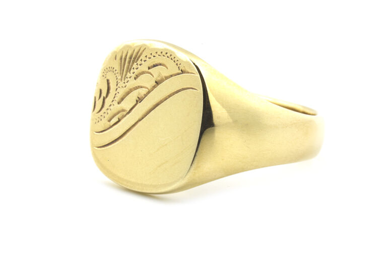 Part engraved Signet Ring 9ct gold