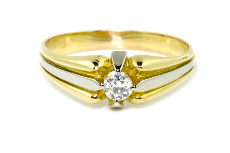Diamond Single Stone Ring 18ct gold Size W
