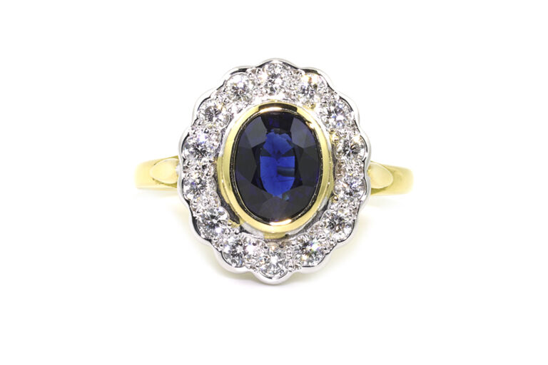 Blue Sapphire & Diamond Cluster Ring 18ct gold Size O