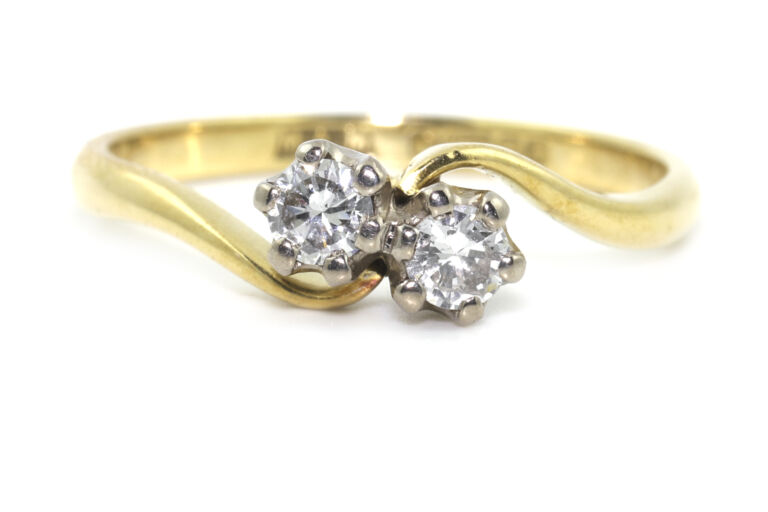 Diamond 2 Stone Ring 18ct gold Size L