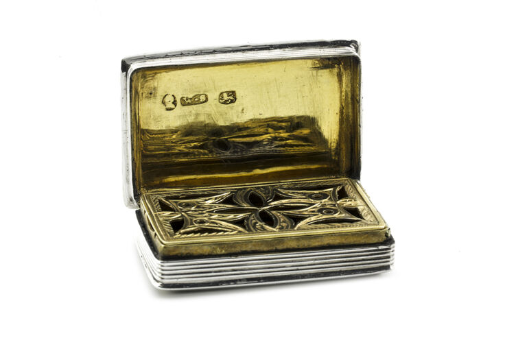 Georgian Silver Vinaigrette with Pierced Interior Grille
