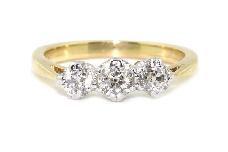 Diamond 3 Stone Ring 18ct gold Size I