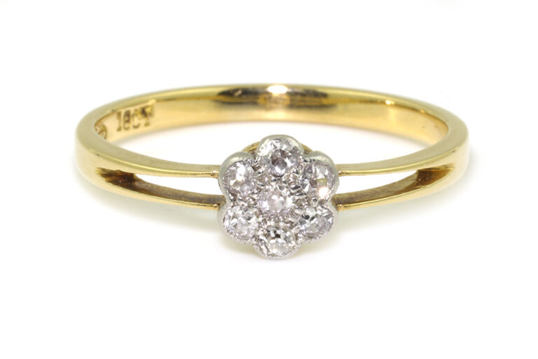 Diamond Cluster Ring 18ct gold Size O