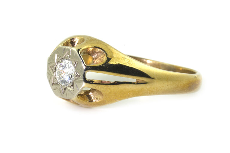 Diamond Single Stone Ring 9ct gold Size N