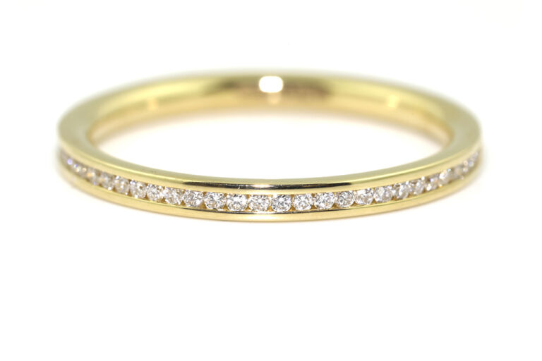 Diamond Half Eternity Ring 18ct gold Size M
