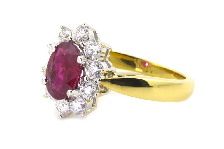 Ruby & Diamond Cluster Ring 18ct gold Size L