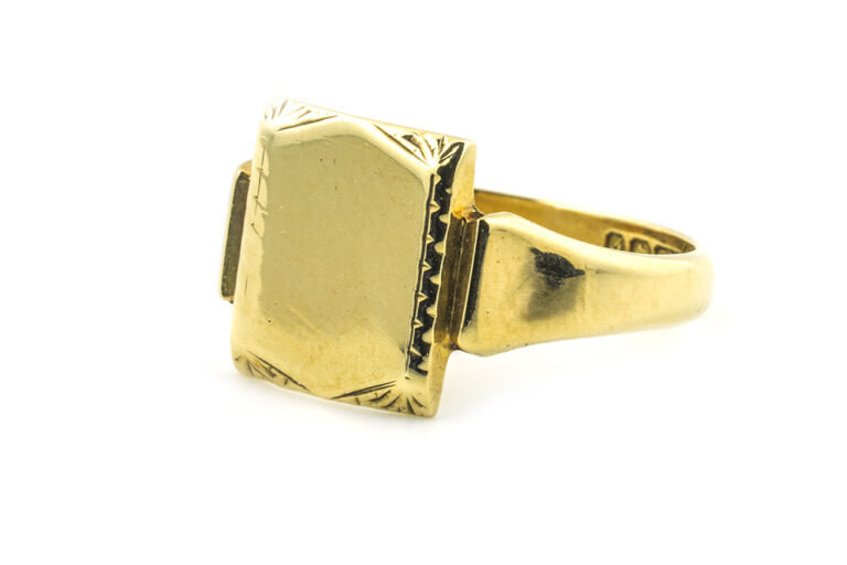 Square Head Signet Ring 9ct yellow gold Size O