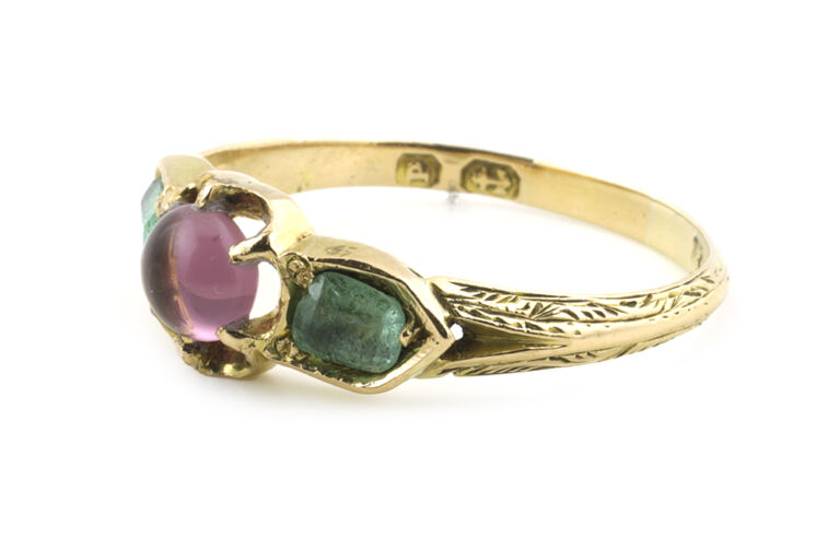 Amethyst & Emerald 3 Stone Ring 18ct gold Size P