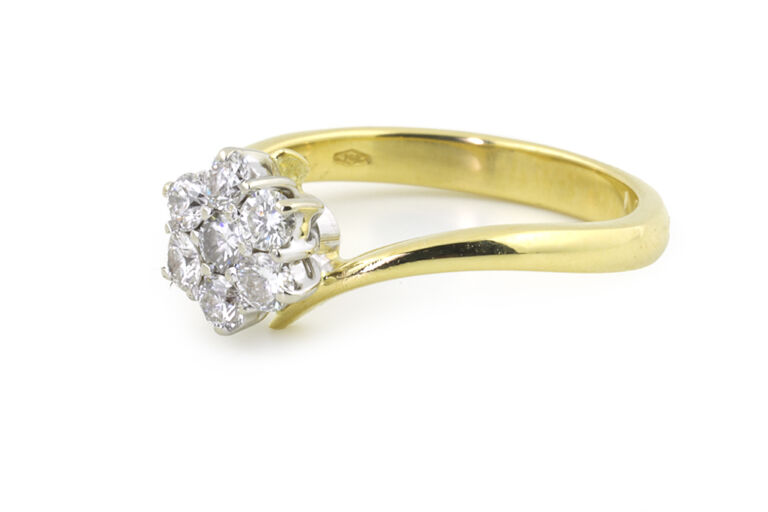 Diamond Cluster Ring 18ct yellow gold Size M