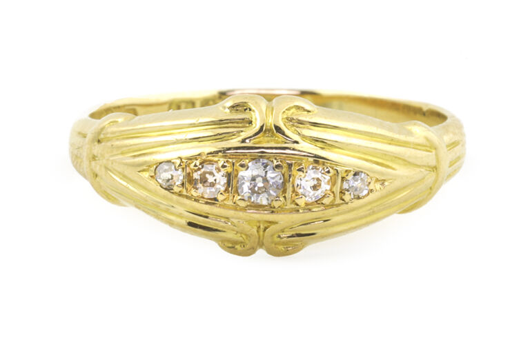 Antique Diamond 5 Stone Ring 18ct yellow gold Size O