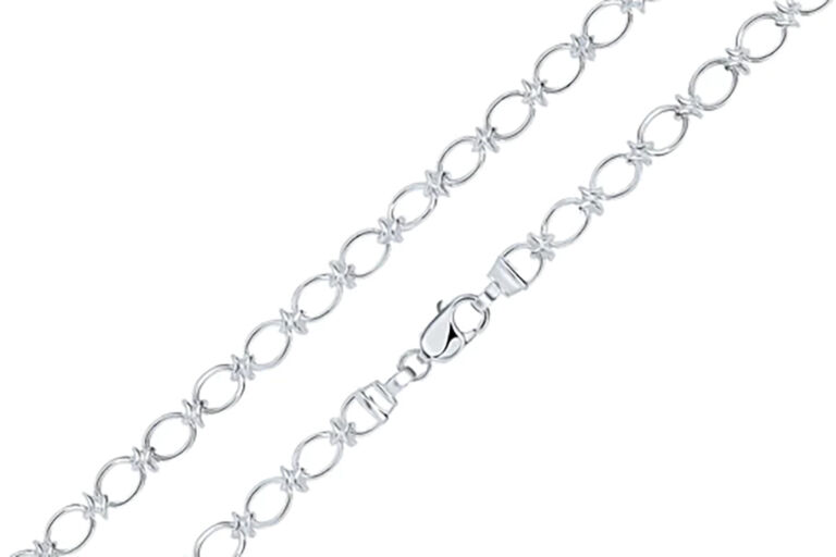 Hand made Oval Knoe Link Silver Necklace