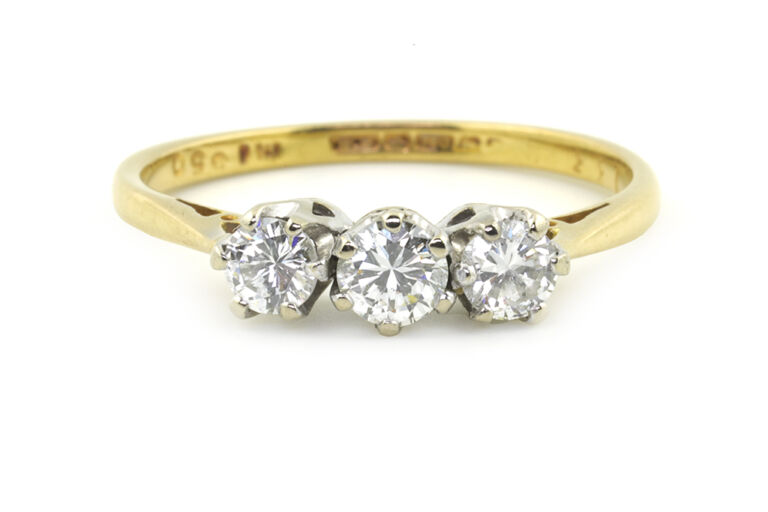 Diamond 3 Stone Ring 18ct gold Size Q