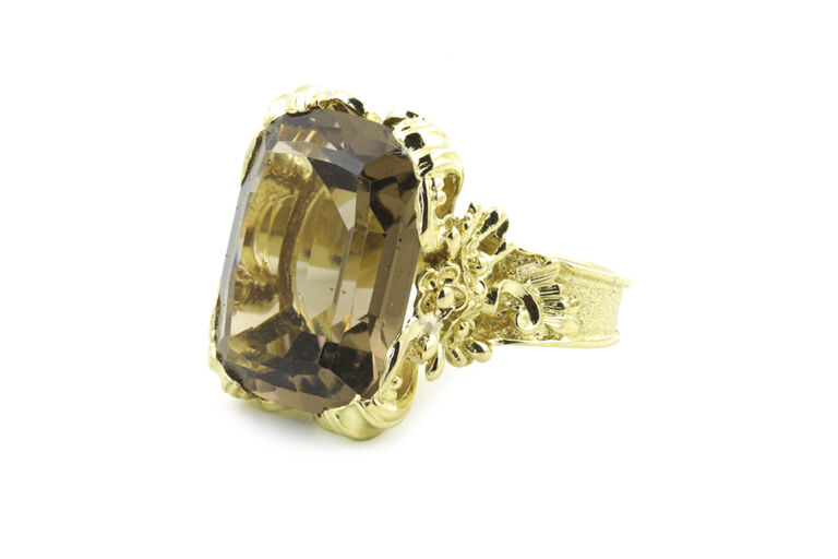 Smoky Quartz Single Stone Ring 14ct yellow gold Size O