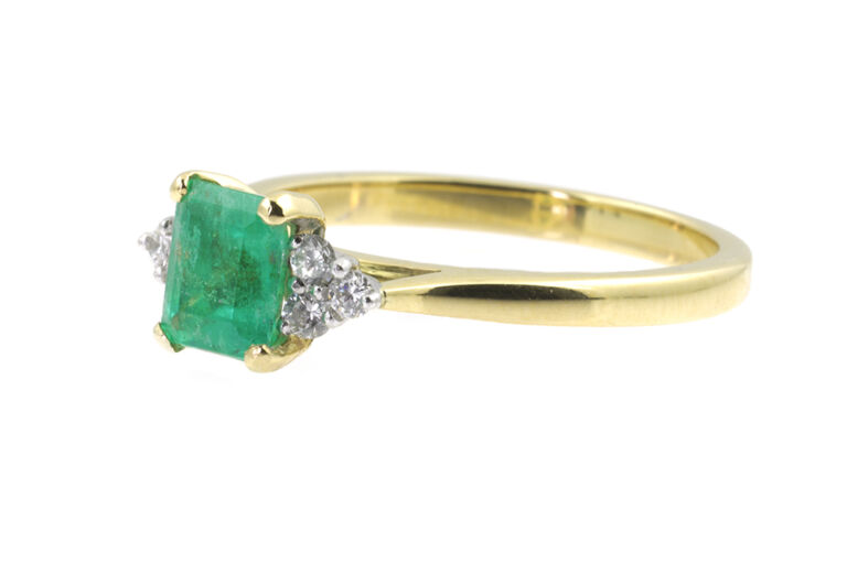 Emerald & Diamond 7 Stone Trefoil Style Ring 18ct gold Size M